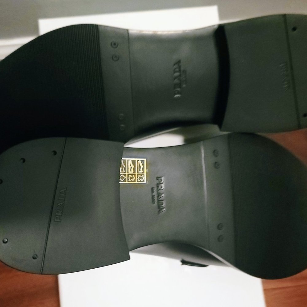 Prada Spazzolato Mens Dress Shoe - Picture 2 of 7